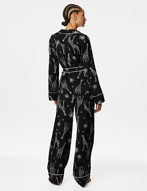 Dream Satin™ Giraffe Print Pyjama Set