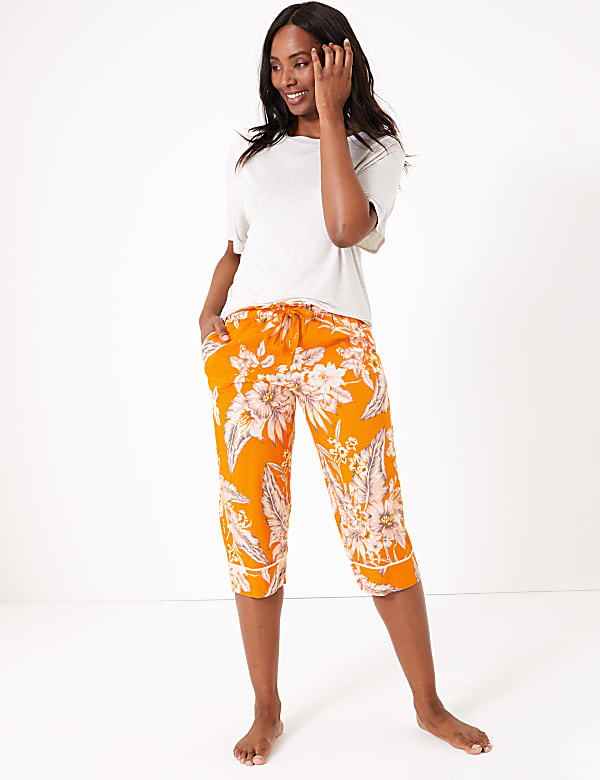 Cotton Floral Print Cropped Pyjama Bottoms