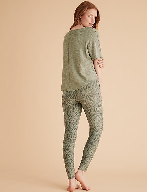 Flexifit™ Lounge Animal Print Legging