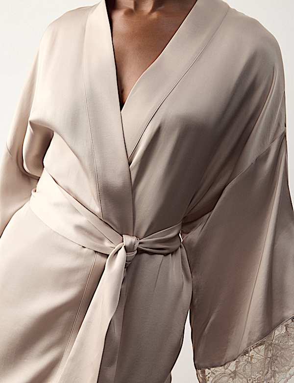 Satin Lace Trim Relaxed Fit Short Wrap - AL