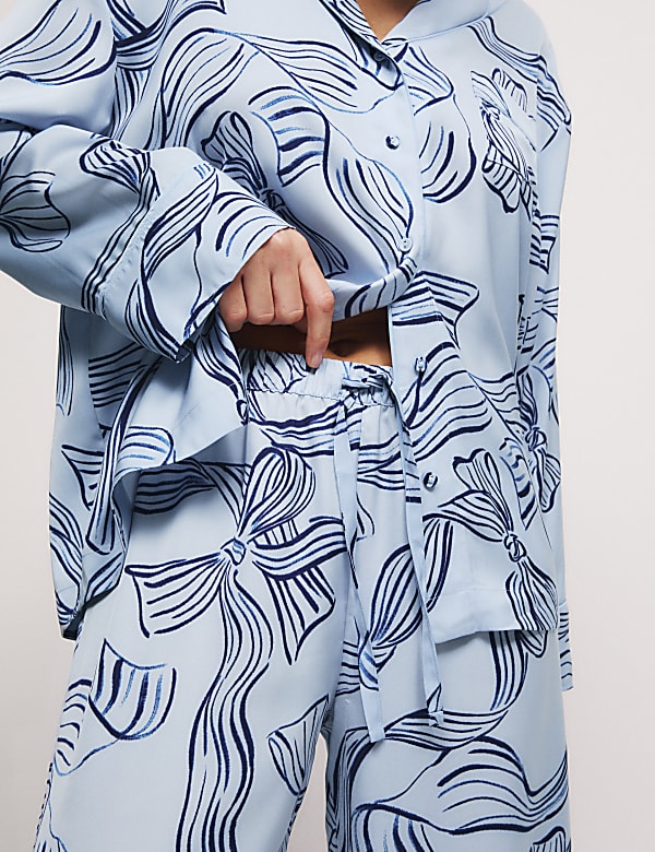 Dream Satin™ Printed Revere Pyjama Set