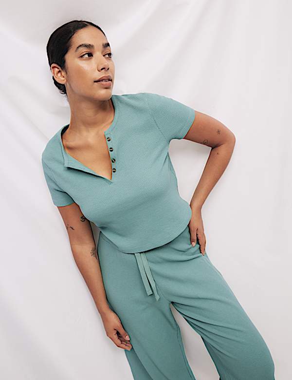 Cropped Cotton Blend Waffle Henley Pyjama Set