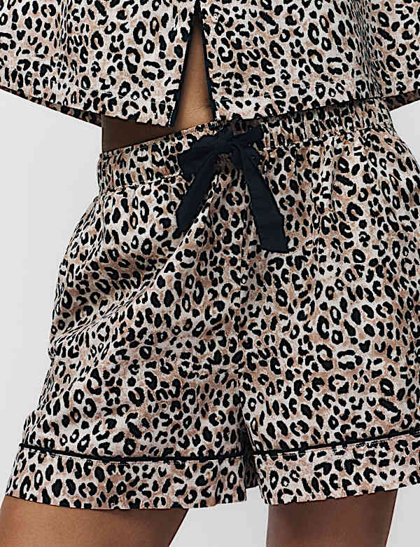 Zuiver katoenen korte pyjama met platte kraag en print - NL