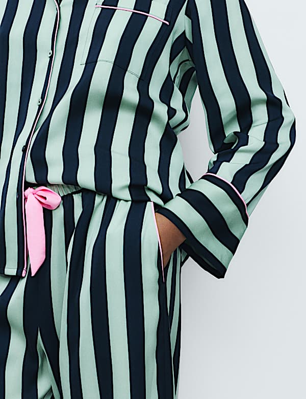 Σετ πιτζάμας ριγέ με γυριστό γιακά και φαρδιά μπατζάκια - GR