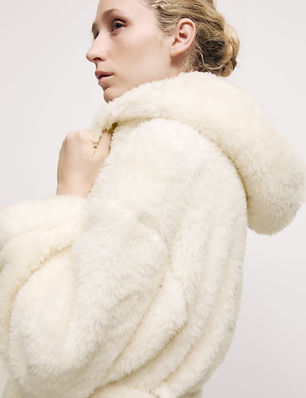 Fleece Hooded Dressing Gown - EE