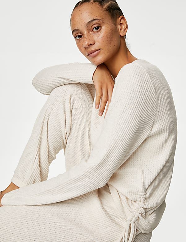 Cosy lounge top new arrivals