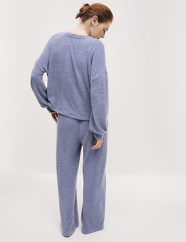 Feather Knit Lounge Sweatshirt - JP