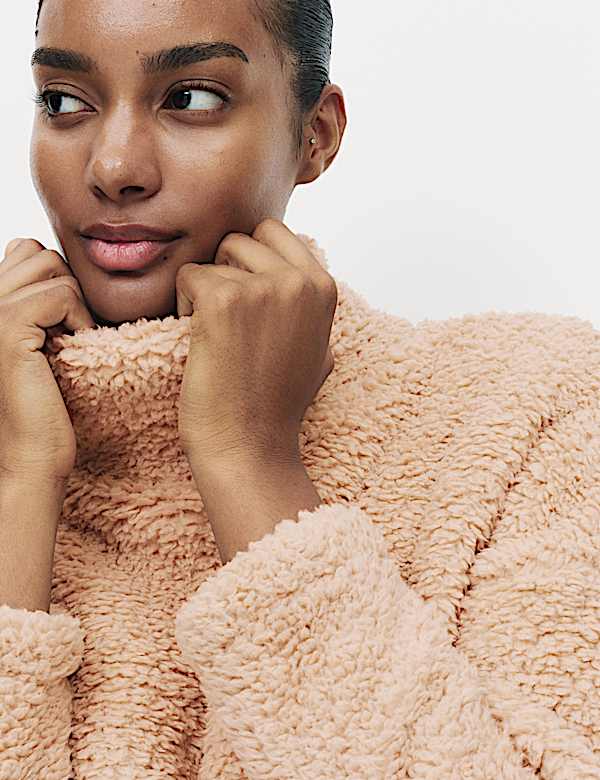 סווטשירט צמרירי לבית עם צווארון גבוה - IL