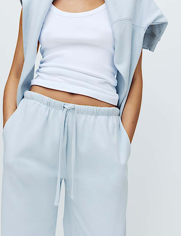 Domowa bluza z kapturem z przewagą czesanej bawełny - PL