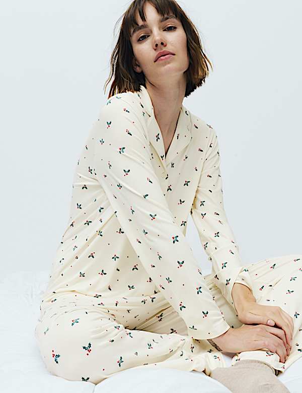 Soft Touch Printed Revere Pyjama Set