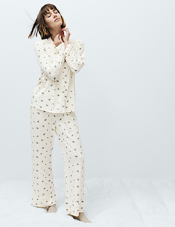 Soft Touch Printed Revere Pyjama Set