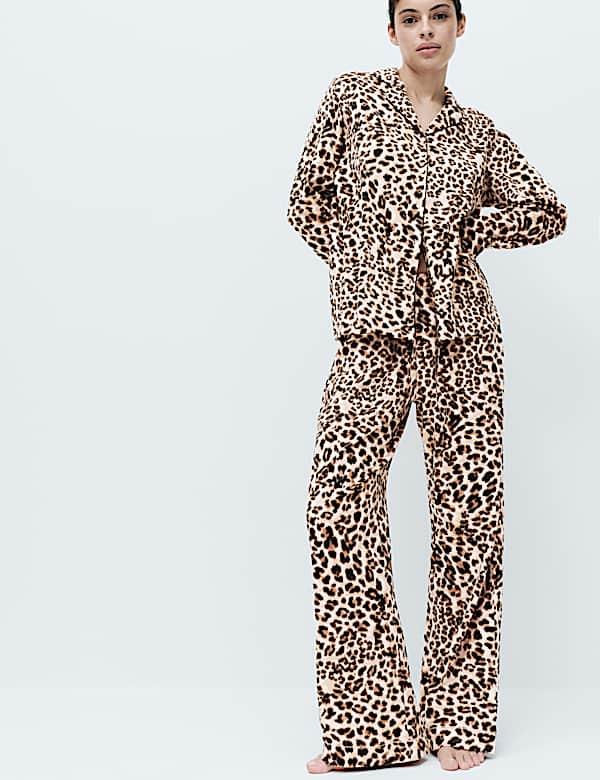 Fleece Printed Revere Pyjama Set