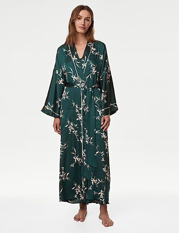 Dream Satin&trade; Printed Long Wrap - VN