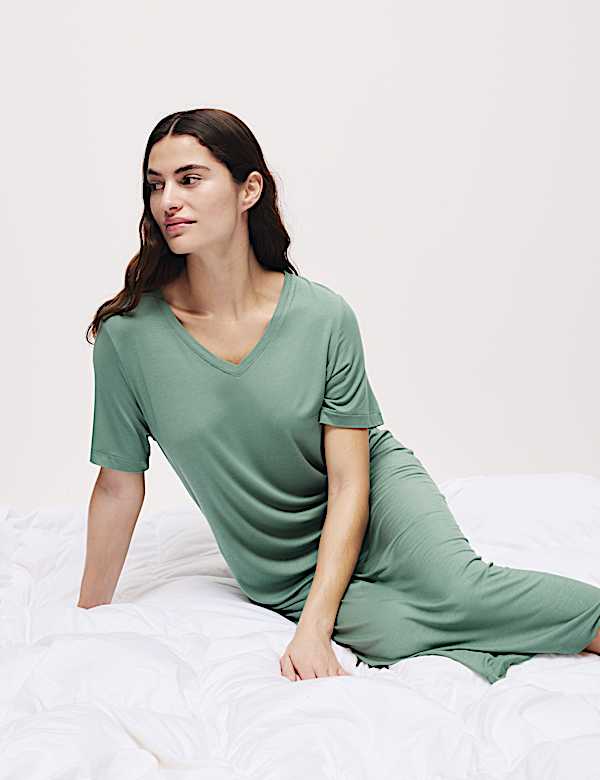 &Nu;&upsilon;&chi;&tau;&iota;&kappa;ό &mu;&epsilon; &delta;&alpha;&nu;&tau;&epsilon;&lambda;έ&nu;&iota;&epsilon;&sigmaf; &phi;ά&sigma;&epsilon;&sigmaf; - GR