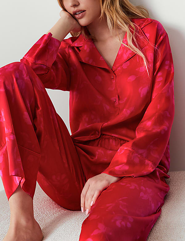 Dream Satin™ Printed Pyjama Set