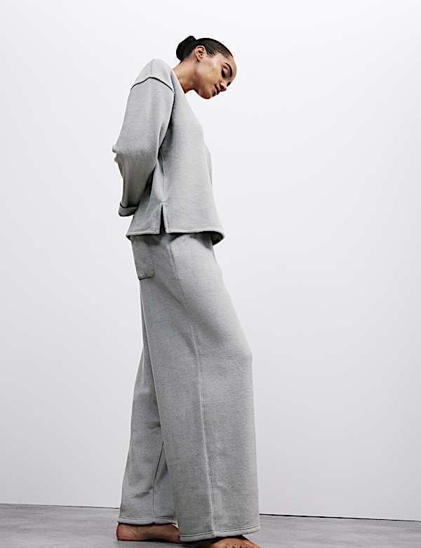 Lounge-Schlafanzugset aus Fleece mit Stehkragen - DE