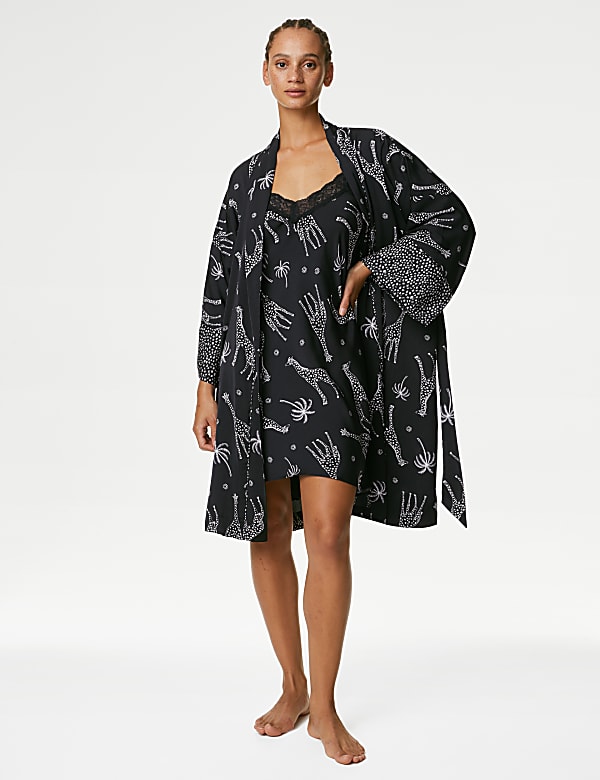 Dream Satin™ Printed Kimono Wrap