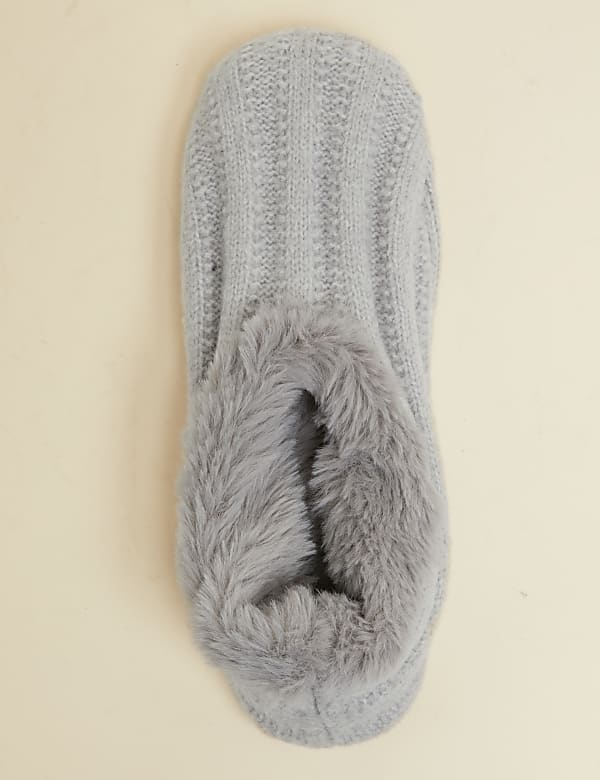 Ribbed Short Bootie Slipper Socks