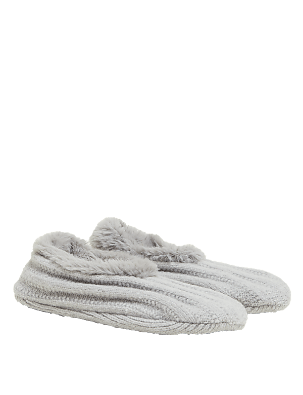 Ribbed Short Bootie Slipper Socks