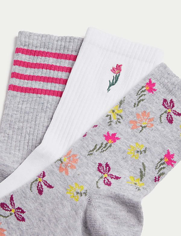 3pk Cotton Blend Floral Ankle High Socks
