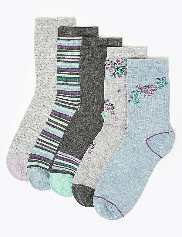 5 Pack Sumptuously Soft™ Ankle High Socks