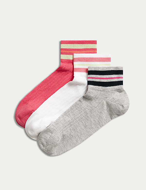 3pk Cotton Rich Striped Ankle High Socks - IT