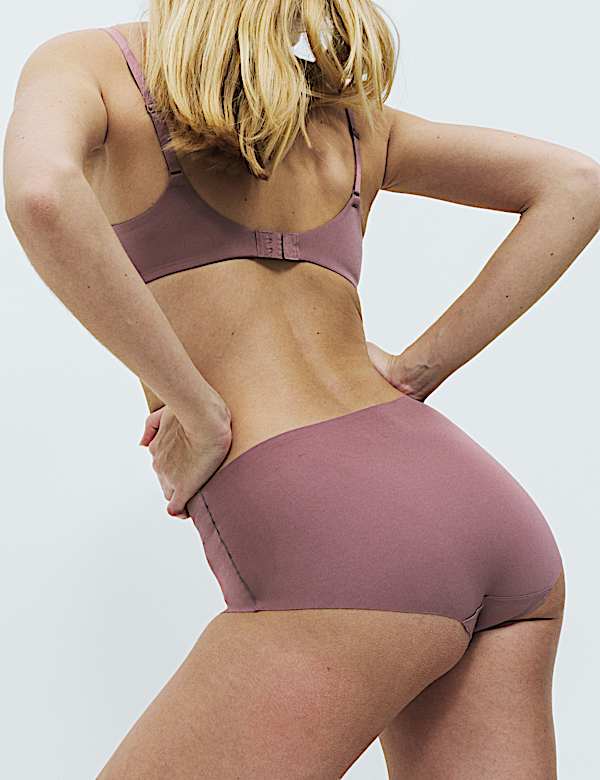 3 pack Body Invisibles&trade; No VPL High Rise Knicker Shorts