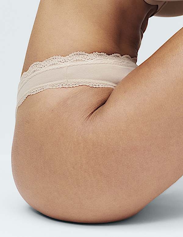 3pk Cotton Rich Thongs - US