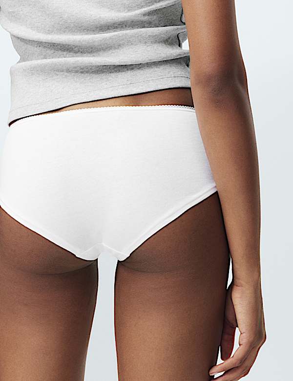 5pk Cotton Rich Lycra&reg; Low Rise Shorts - US