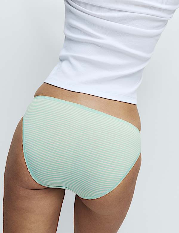 5pk Cotton Lycra&trade; Bikini Knickers