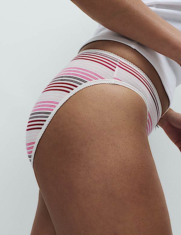 Lot de 5 culottes &eacute;chancr&eacute;es en coton et Lycra&reg; - FR