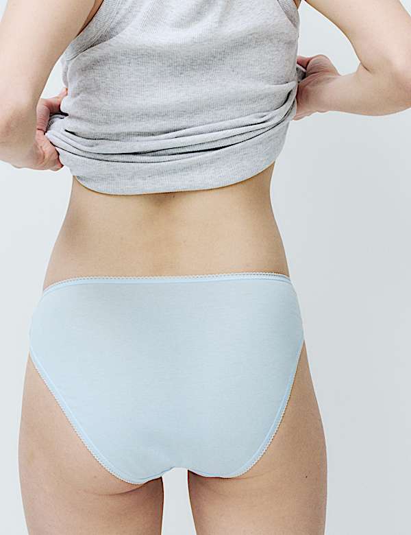 5pk Cotton Lycra&trade; High Leg Knickers