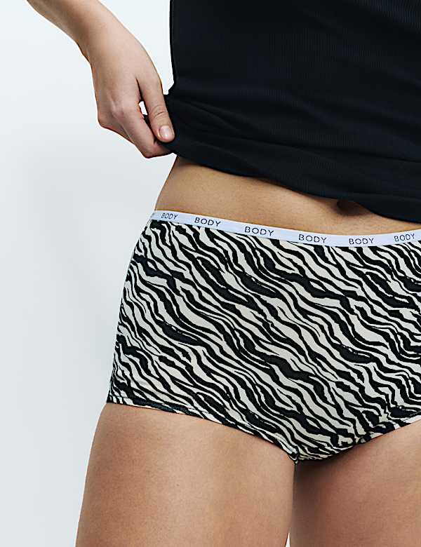 4 Pack Cotton Rich Body Logo Knicker Shorts - SE