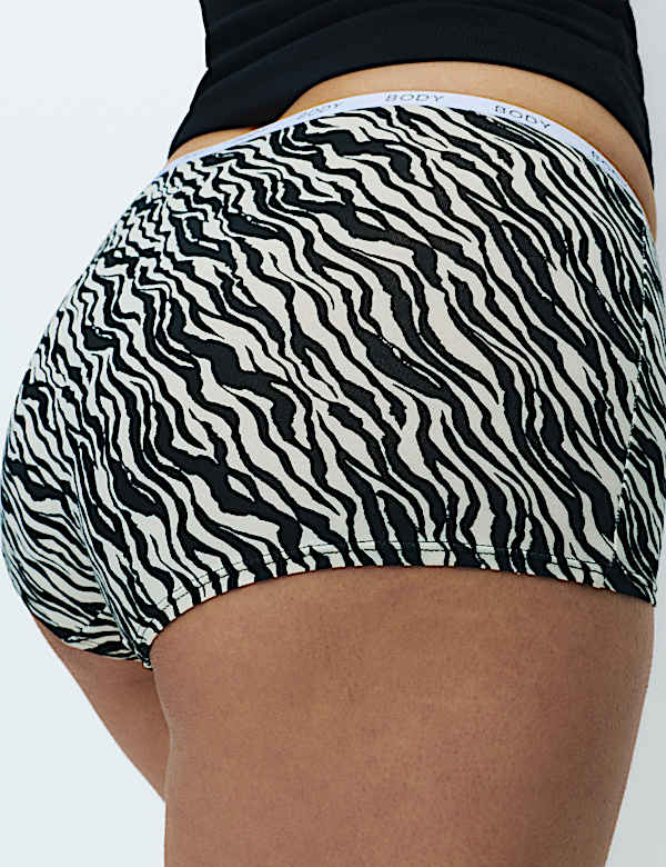 4 Pack Cotton Rich Body Logo Knicker Shorts - SE