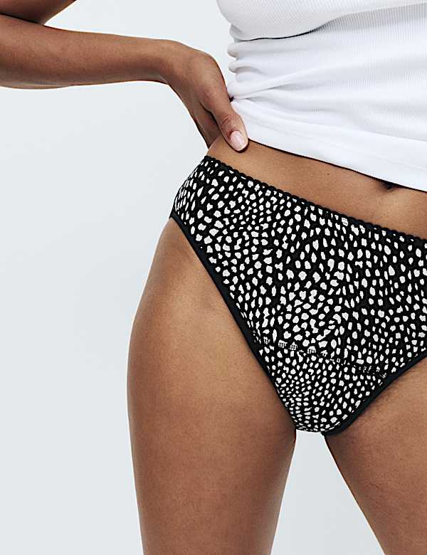 3 Pack Cotton Rich Period High Leg Knickers - EE