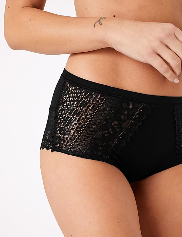 Sumptuously Soft™ Lace Trim High Rise Knickers