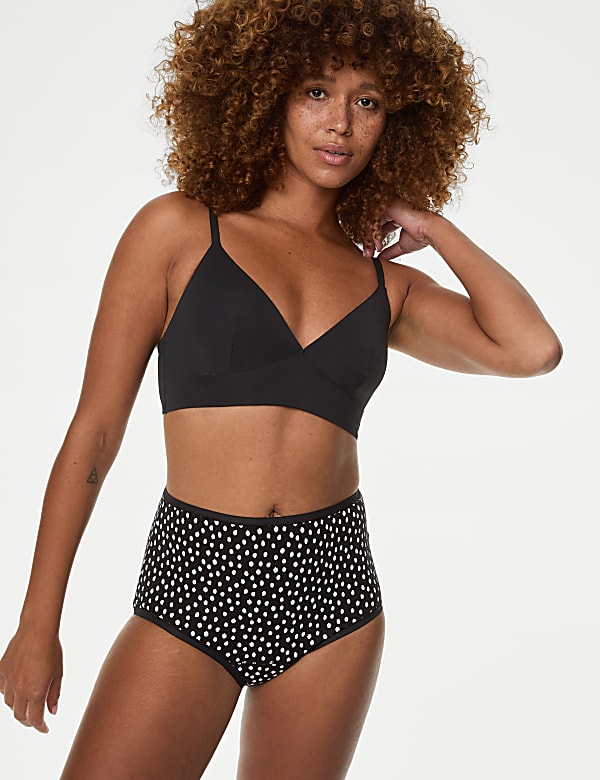 3pk Moderate Absorbency Period Full Briefs - DK