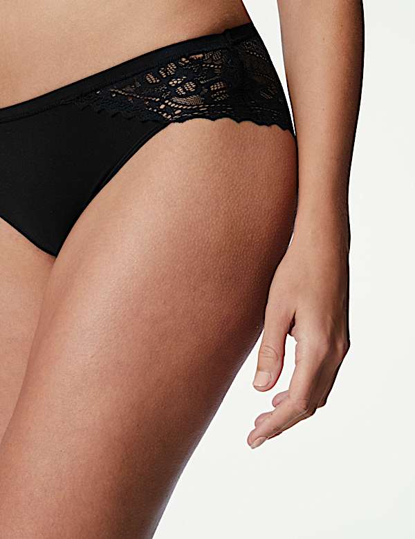 Sumptuously Soft&trade; Lace High Leg Knickers