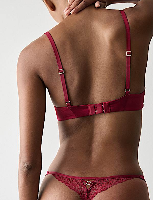 Soutien-gorge &agrave; armatures en soie & dentelle, demi-bonnets A &agrave; E - CA