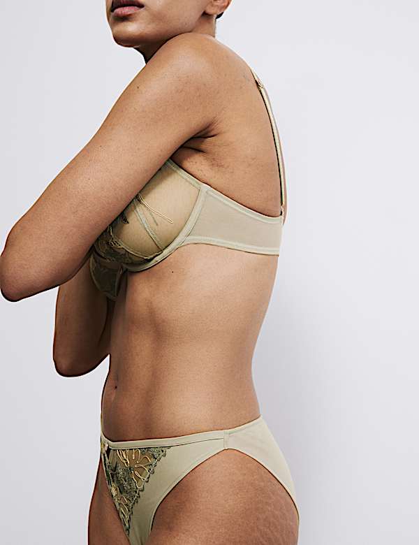 תחתוני Ianthe עם מפתח רגל גבוה ורקמה - IL