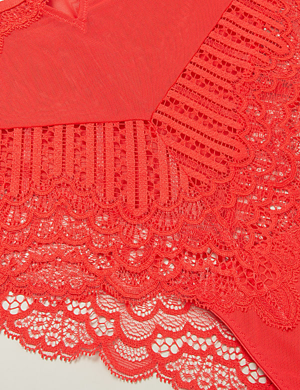 Scallop Lace High Waist Brazilian Knickers