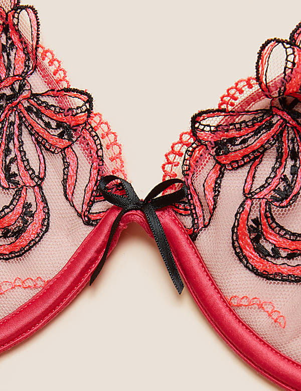 Mira Embroidery Wired Plunge Bra