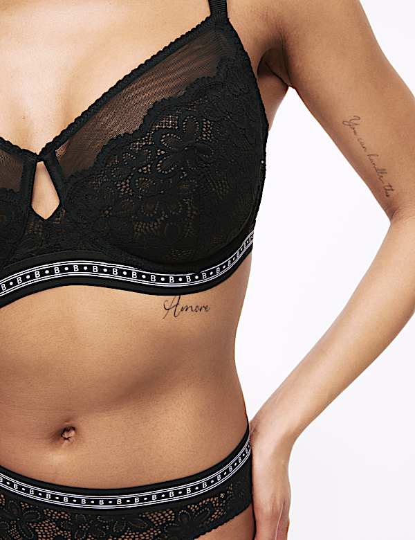 Soutien-gorge minimiseur à armatures, orné de dentelle Cleo  - LU