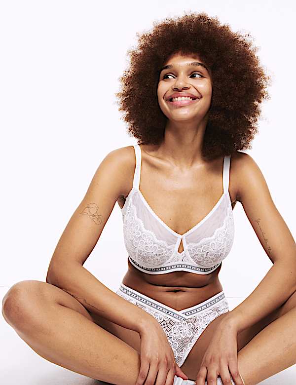 Cleo Lace Wired Minimiser Bra  - AU
