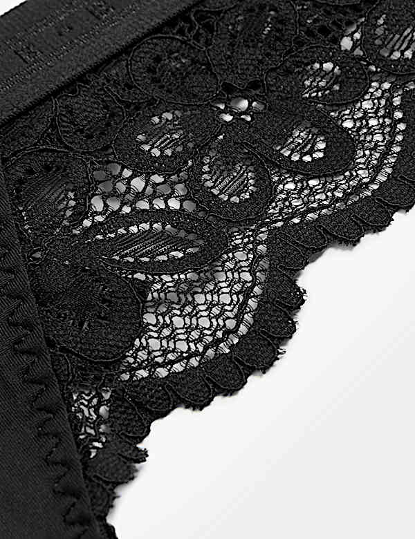 Cleo Thong