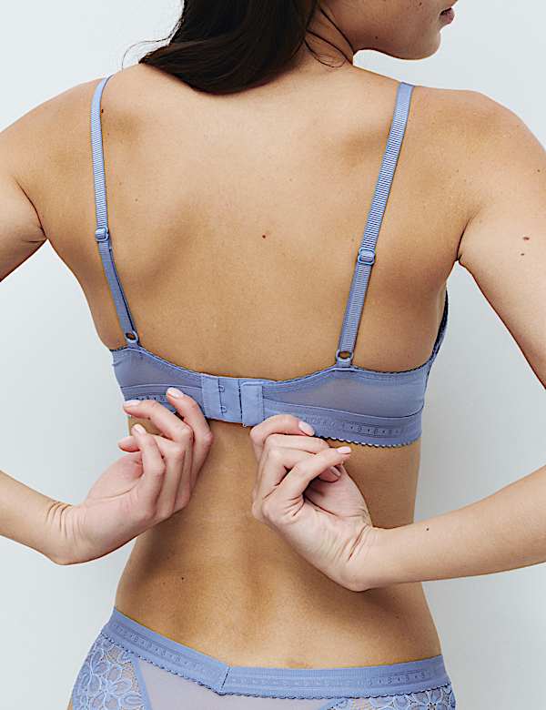 Cleo Lace Non Wired Push-Up Plunge Bra (A-E) - IS