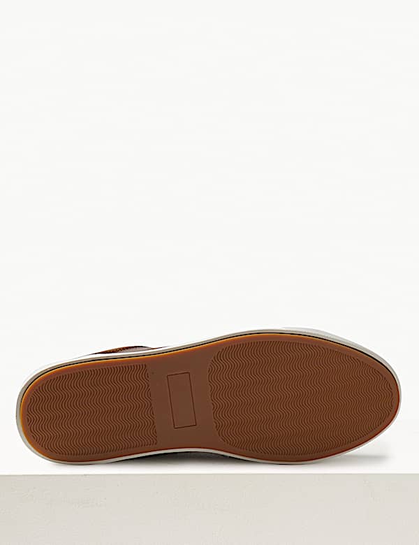 Lace-up Trainers