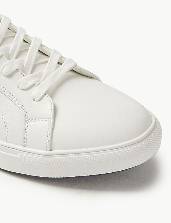 Lace-up Trainers