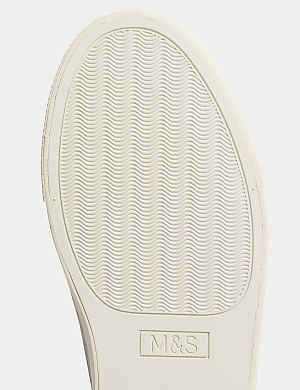 Wide Fit Lace Up Trainers - SE