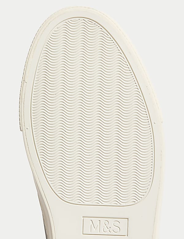 Lace Up Trainers - NL